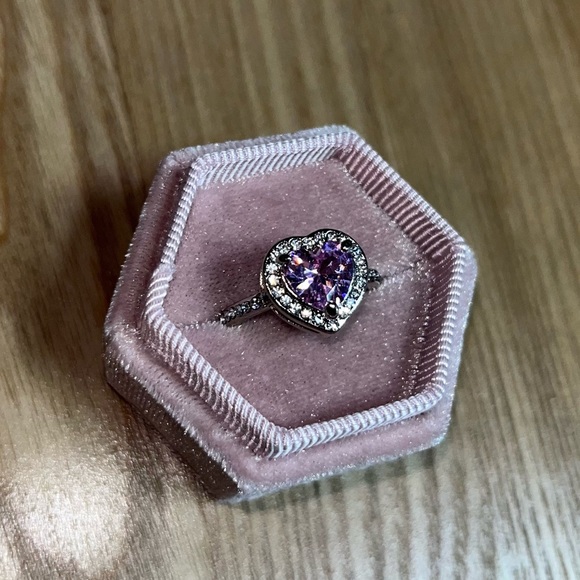 Beautiful Pink Heart Bling Ring - size 7 - Picture 6 of 8
